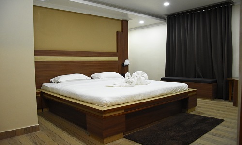 Hotel Holiday Hills