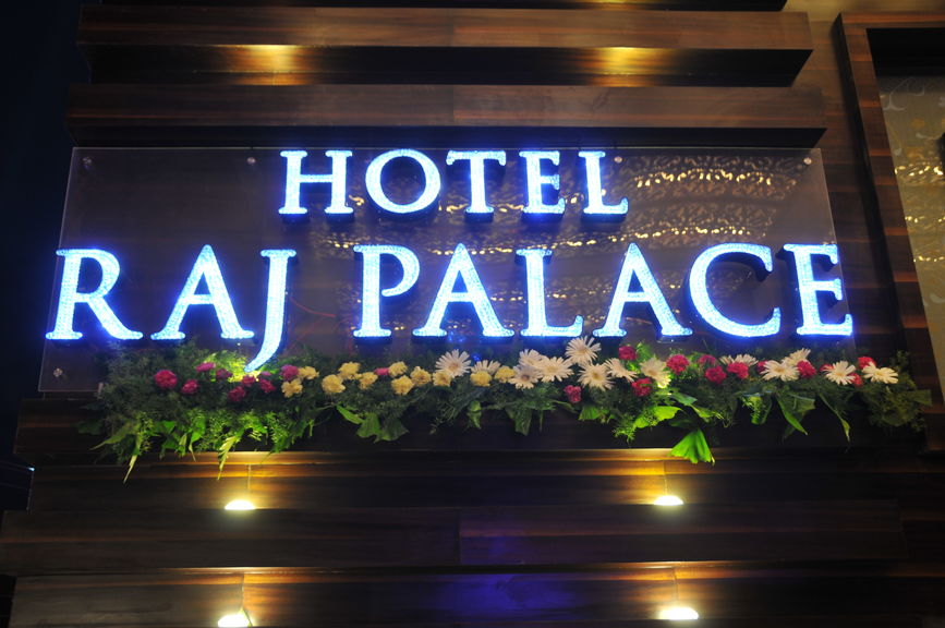 Hotel Raj Palace