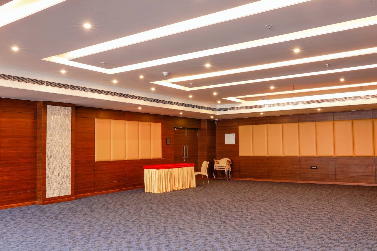 Ananth The Grand