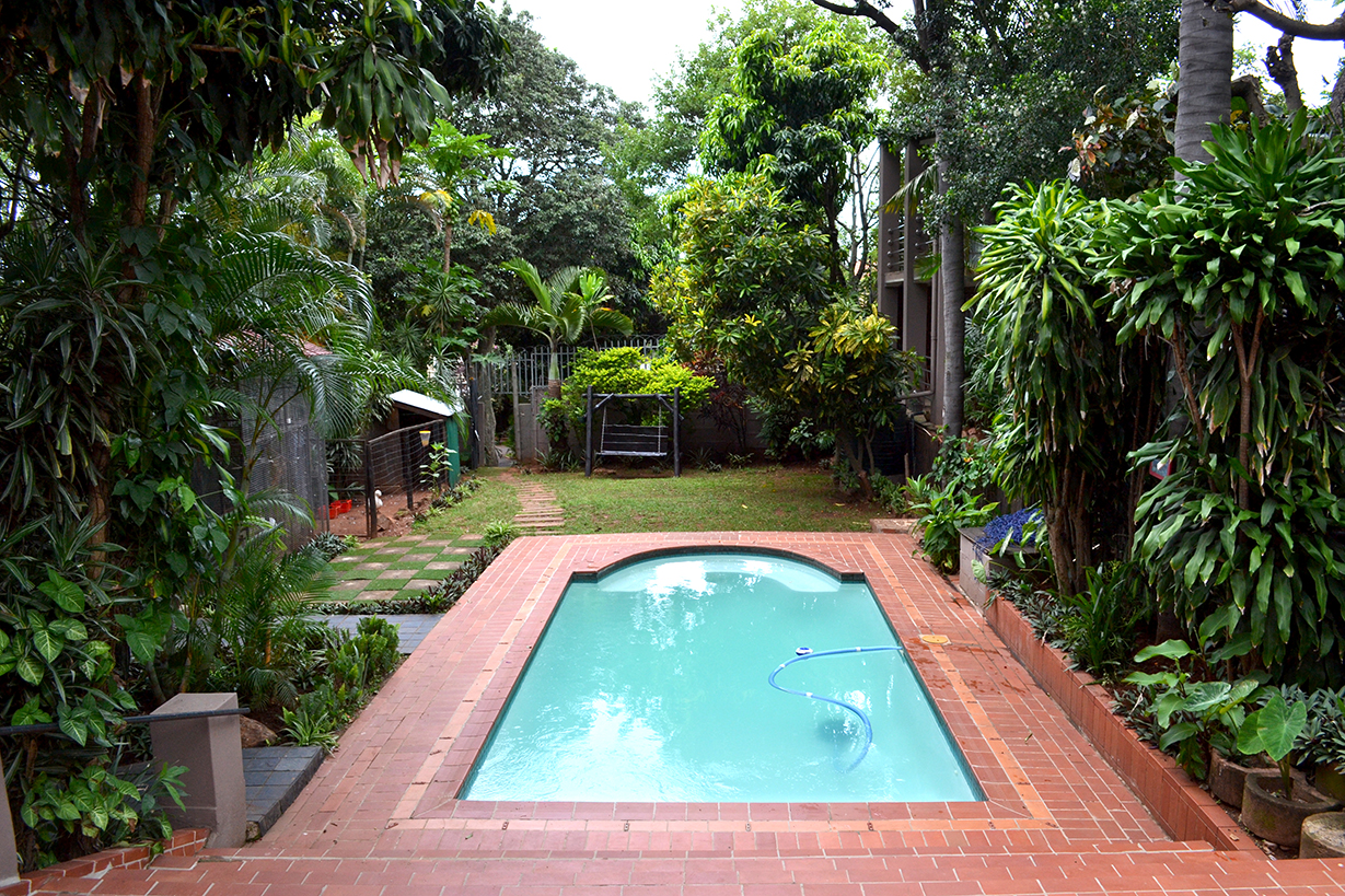 Laletsa Lodge