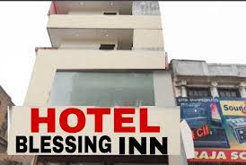 Hotel Blessing Inn