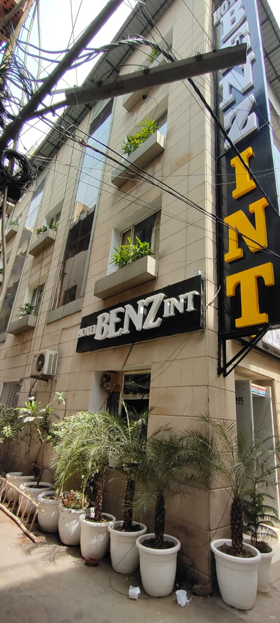 Hotel Benz International