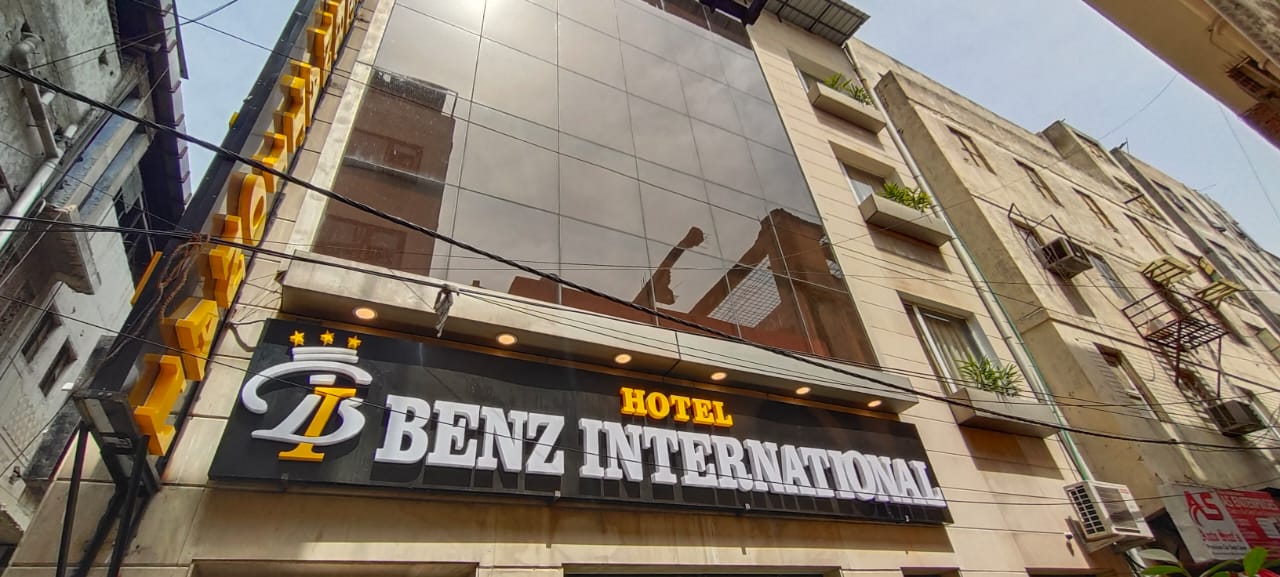 Hotel Benz International