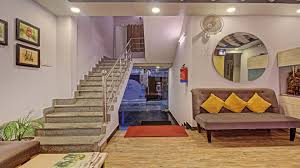 Royal Crowne