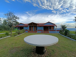 Binsar Oak Paradise