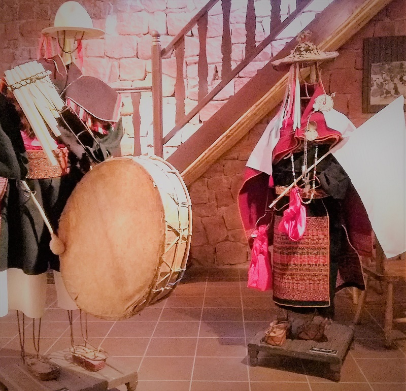 Museo de Arte Indigena in Sucre