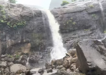 Dhodani Waterfalls