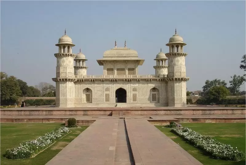 TOMB OF ITMAD-UD-DAULAH