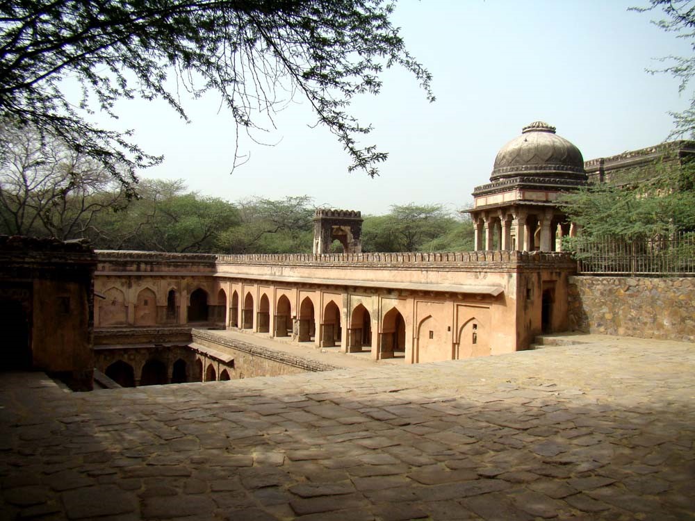 MEHRAULI ARCHEOLOGICAL PARK