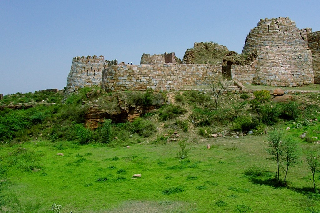 TUGHLAQABAD FORT