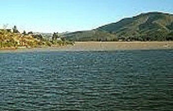 La Angostura Lake in Cochabamba