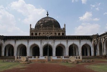 Jumma Masjid in Bijapur