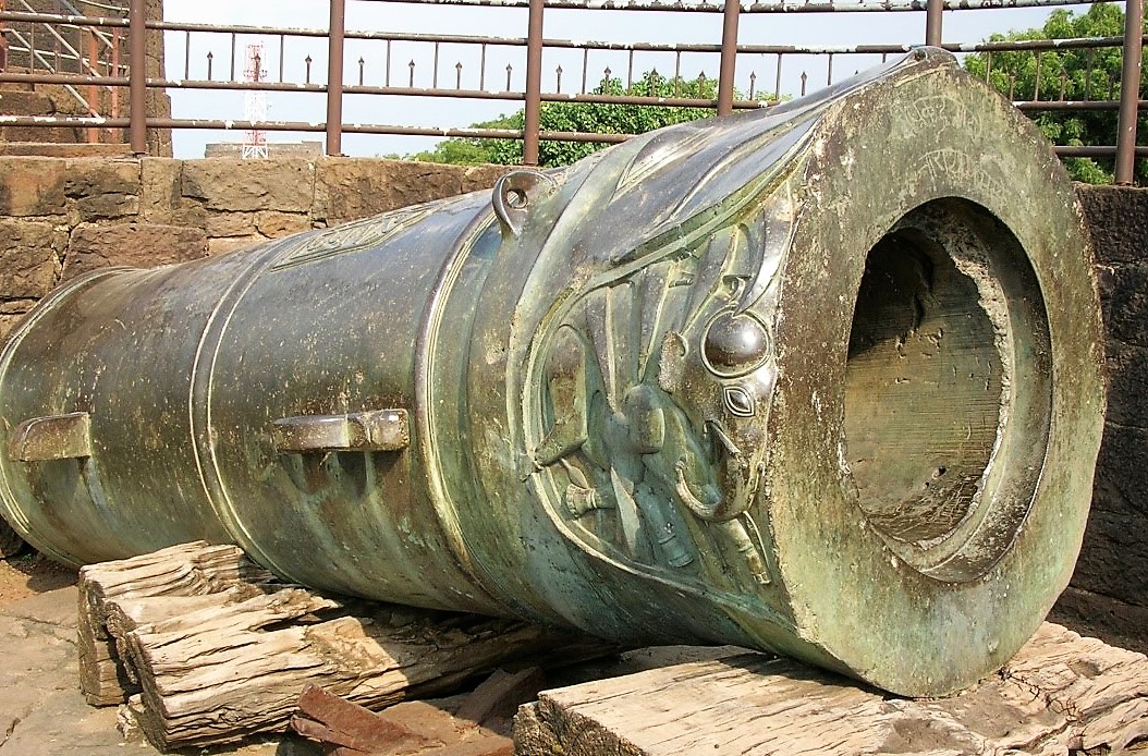 Malik-e-Maidan in Bijapur