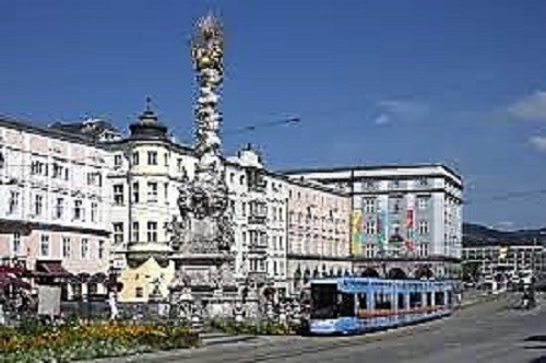 Hauptplatz and Landstrasse