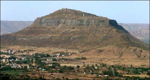 JUNNAR CAVES