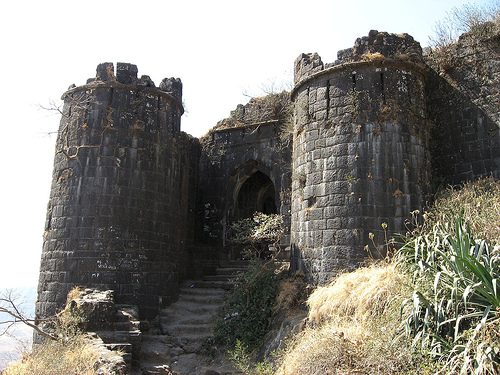 KHADAKWASLA DAM