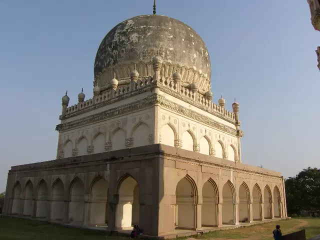 Qutub Shahi Tombs