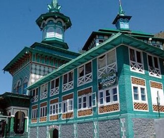 Aishmuqam Shrine in Anantnag