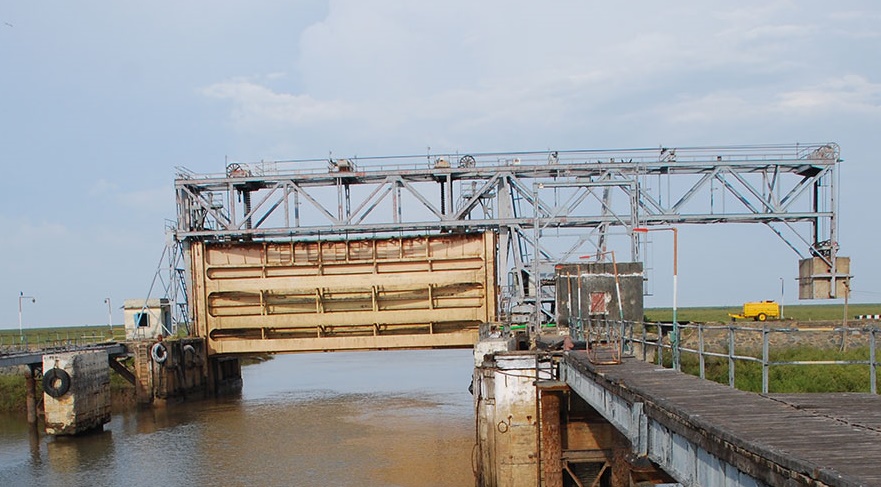Water Lock Gate