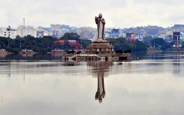 Hussain Sagar Lake