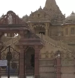 Doodhadhari Barfani Temple