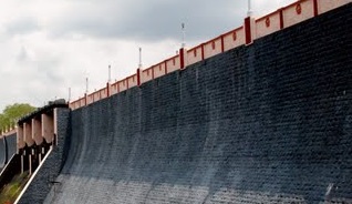 Neyyar Dam and River