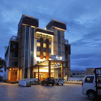 Saffron Leaf Dehradun