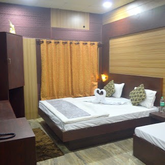 Dhingra Residency